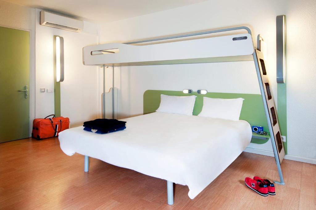 Ibis Budget Pontivy Quarto foto